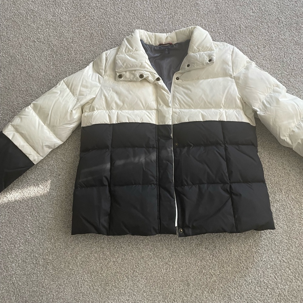 Never worn Tommy Hilfiger coat